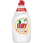 Средство для мытья посуды 450мл " Fairy " Нежные ручки Ромашка и витамин Е