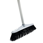 Щетка для пола, жесткая, длина щетины - 5,5см, длина ручки 110см, ручка съемная, материал ручки - металл, пластик